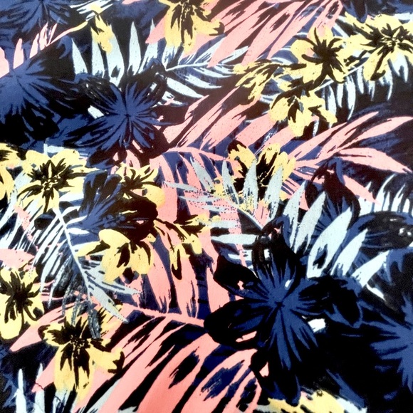 Charlotte Russe Co-ord short & top set Medium size - Picture 8 of 8